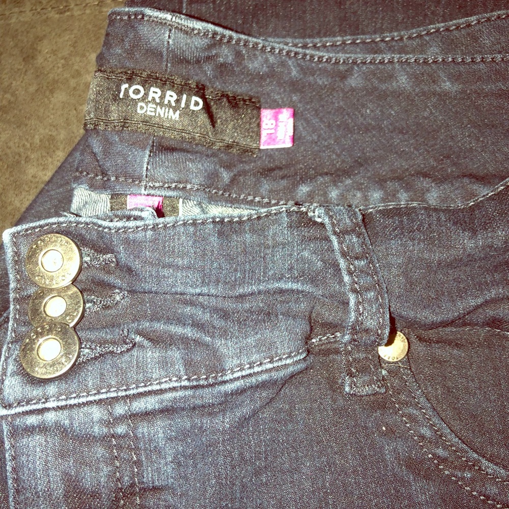 Torrid jeggings 💜
